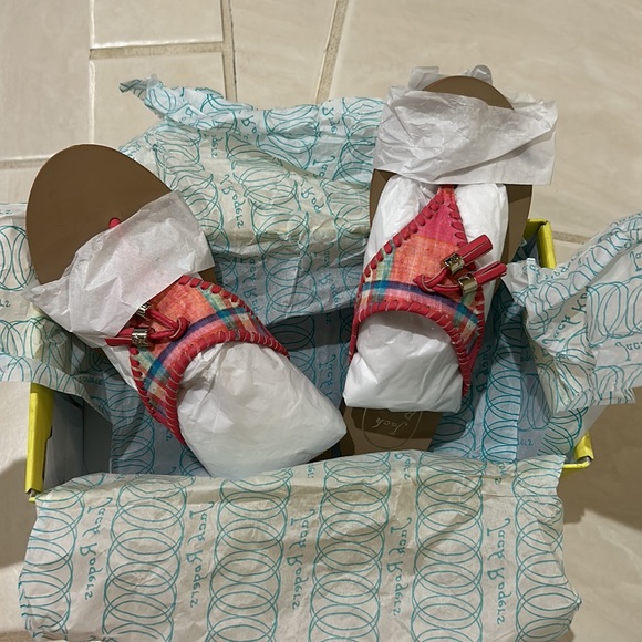 BRAND NEW JACK ROGER SANDALS - Picture 7 of 10